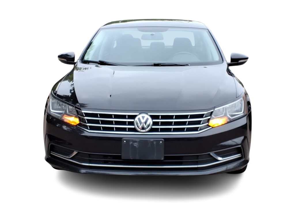 Thumbnail: 2017 Volkswagen Passat - 5