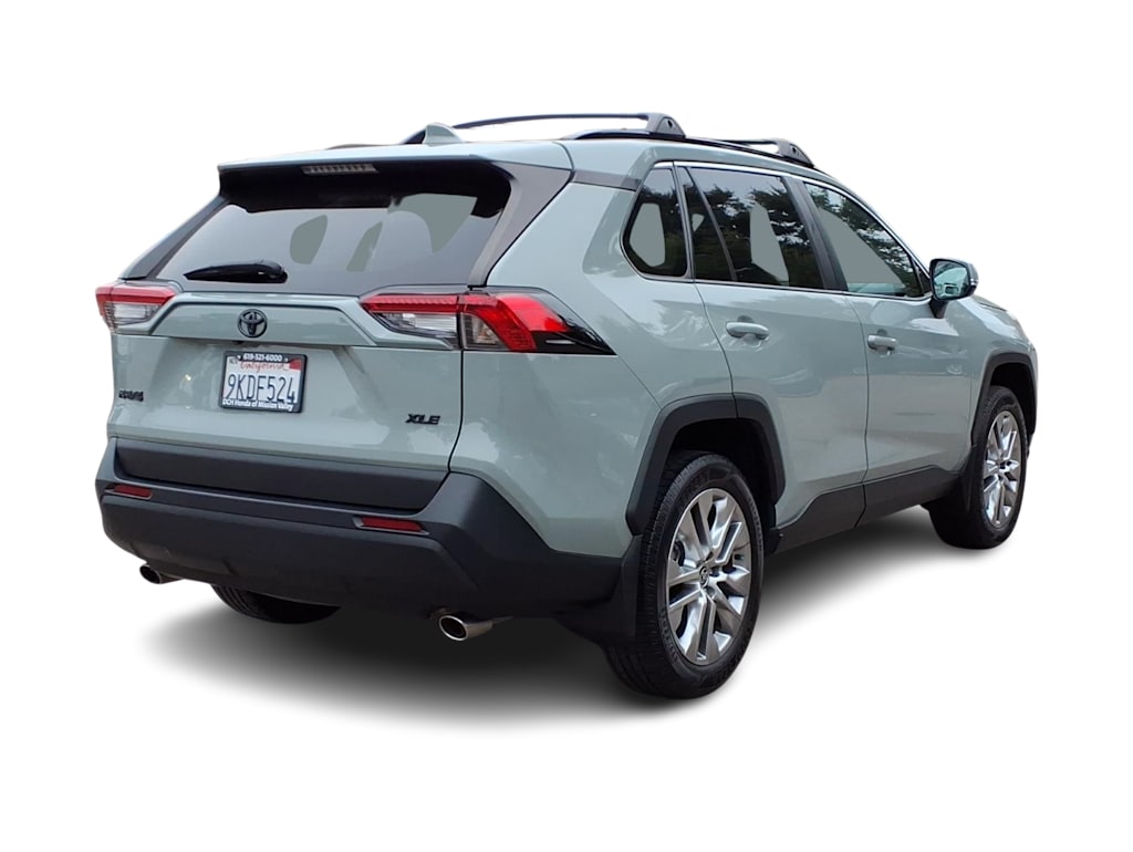 Thumbnail: 2023 Toyota RAV4 - 14