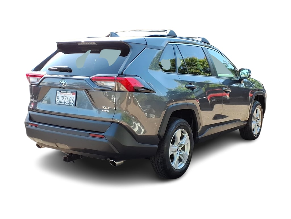 Thumbnail: 2020 Toyota RAV4 - 14