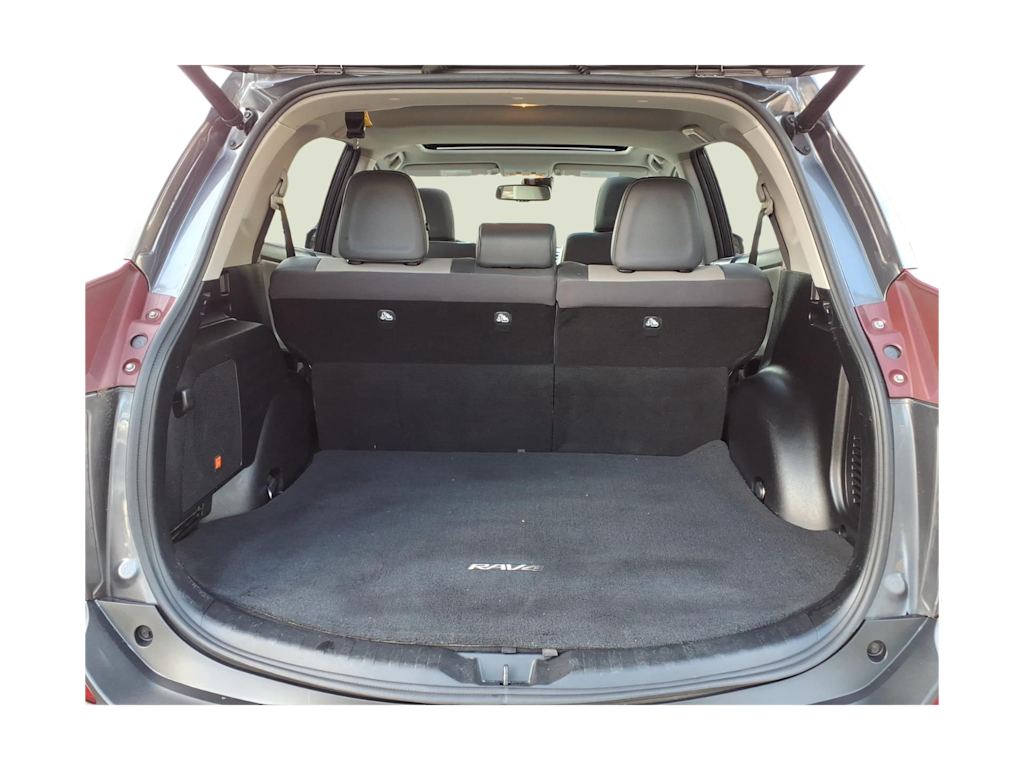 Thumbnail: 2015 Toyota RAV4 - 13