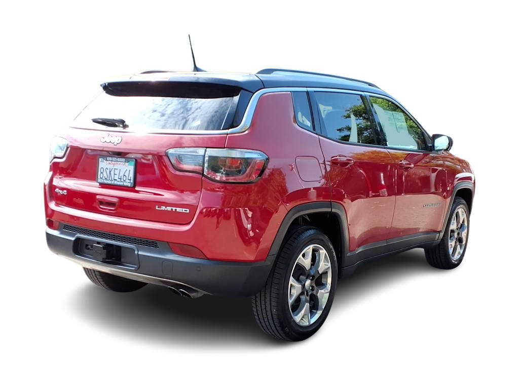 Thumbnail: 2018 Jeep Compass - 14