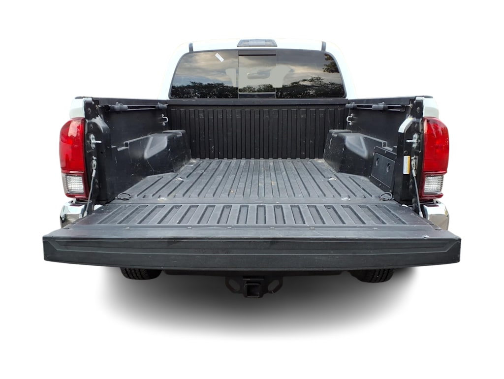 Thumbnail: 2021 Toyota Tacoma - 13