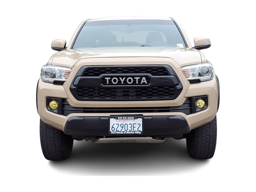 Thumbnail: 2017 Toyota Tacoma - 5