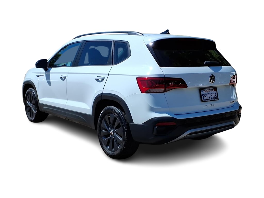 Thumbnail: 2022 Volkswagen Taos - 3