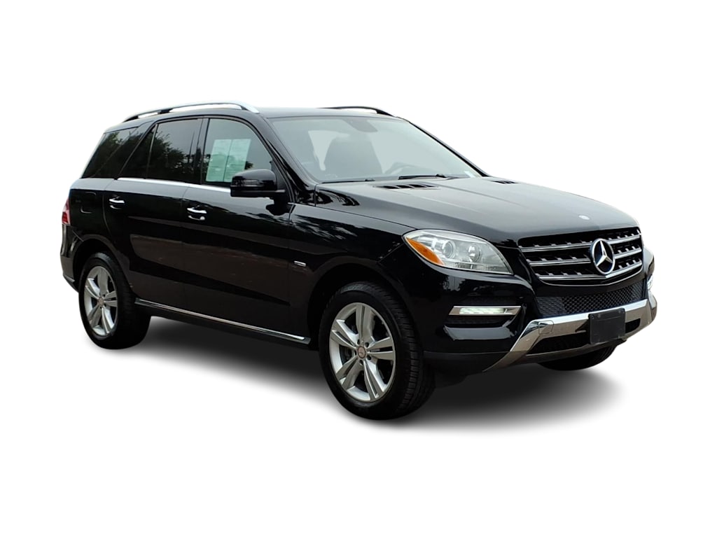 Thumbnail: 2012 Mercedes-Benz M-Class - 14