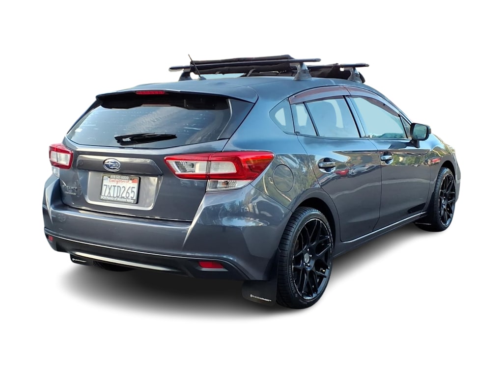 Thumbnail: 2017 Subaru Impreza - 15