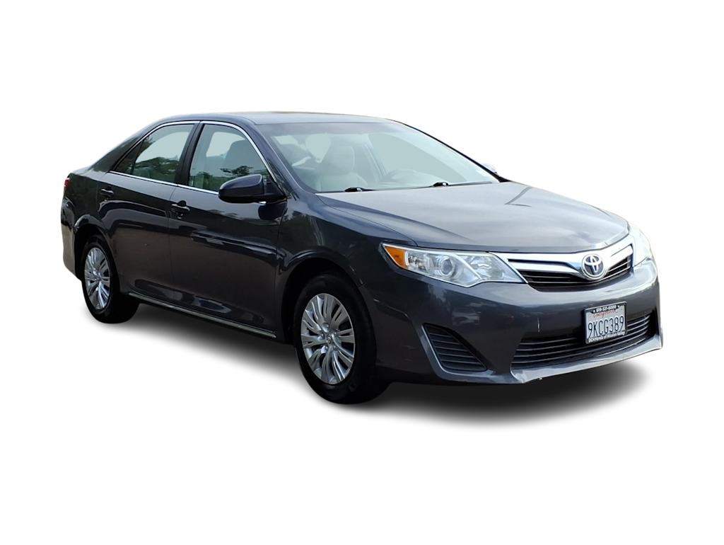Thumbnail: 2014 Toyota Camry - 14