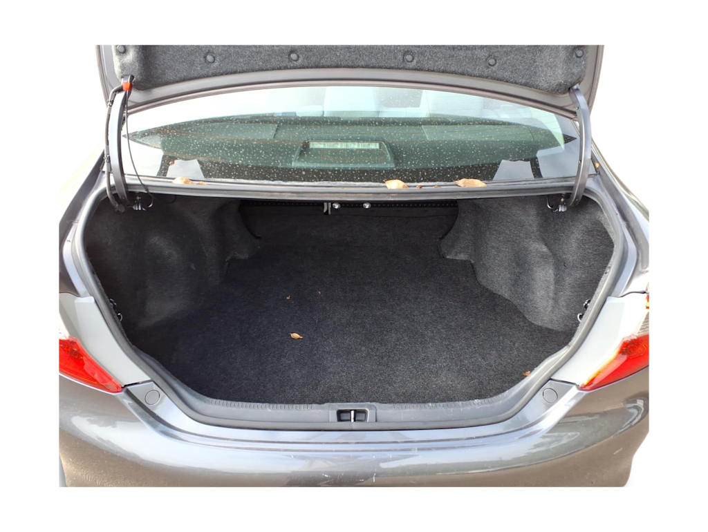 Thumbnail: 2014 Toyota Camry - 13