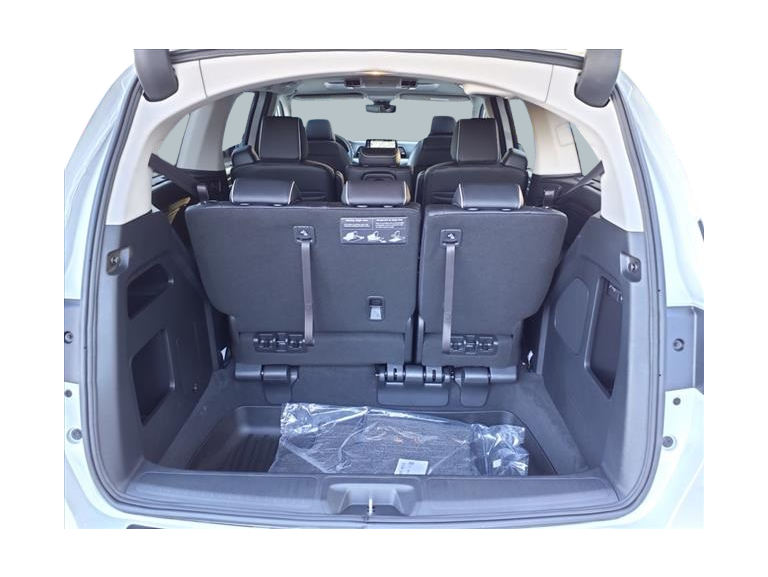 2025 Honda Odyssey Touring 10