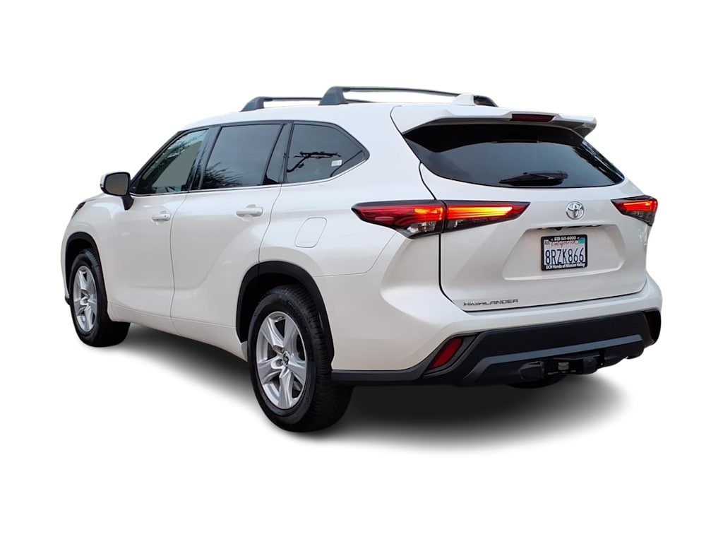 Thumbnail: 2020 Toyota Highlander - 3