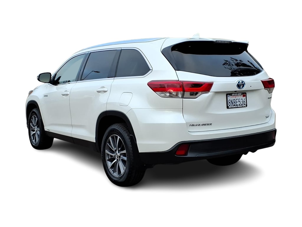 Thumbnail: 2019 Toyota Highlander - 3