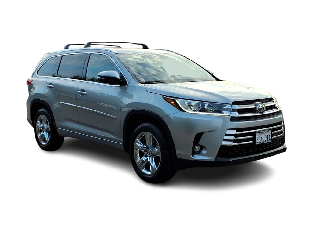 Thumbnail: 2019 Toyota Highlander - 14