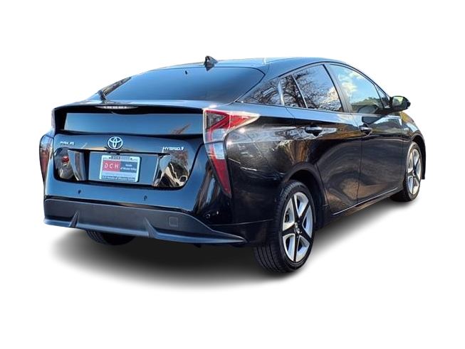 2018 Toyota Prius Three Touring 14