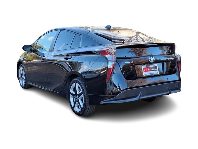 2018 Toyota Prius Three Touring 3