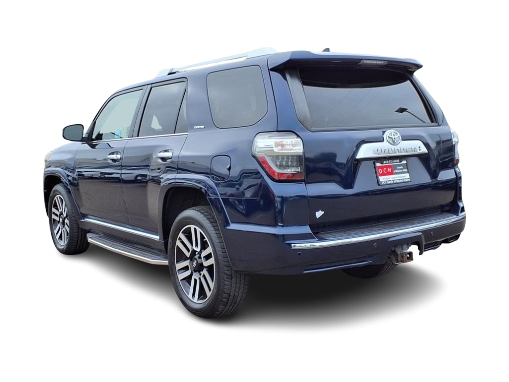 Thumbnail: 2017 Toyota 4Runner - 3