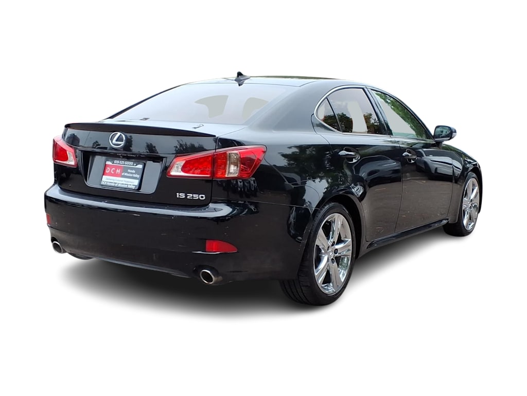 Thumbnail: 2012 Lexus IS - 15