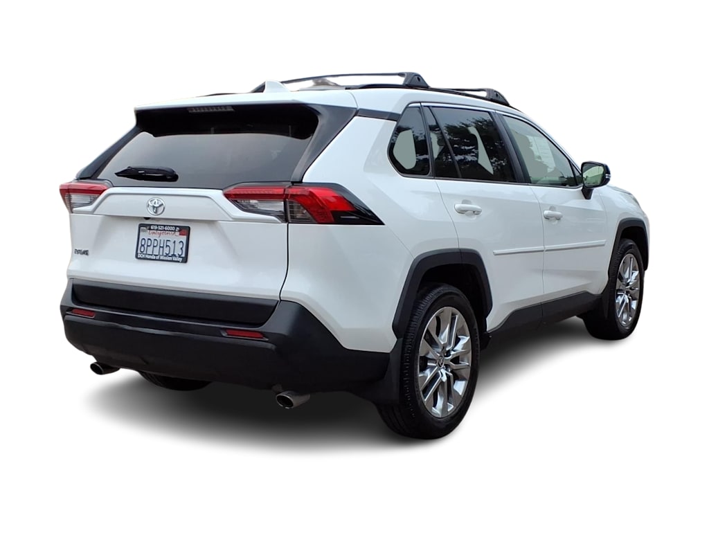 Thumbnail: 2020 Toyota RAV4 - 15