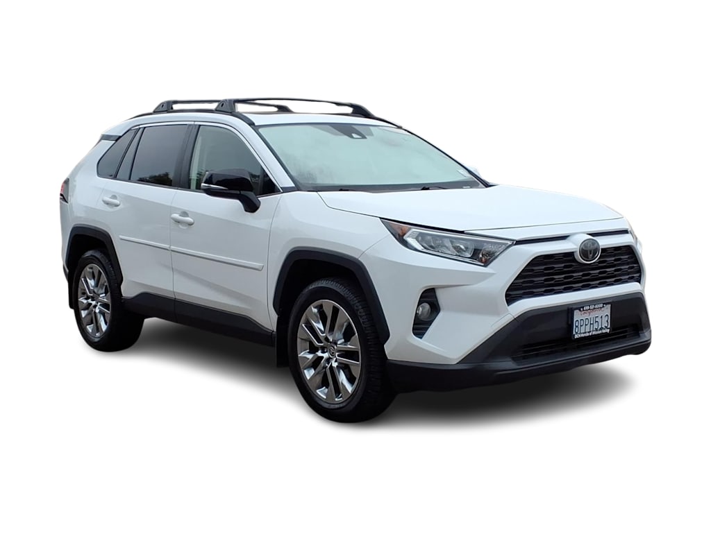 Thumbnail: 2020 Toyota RAV4 - 14