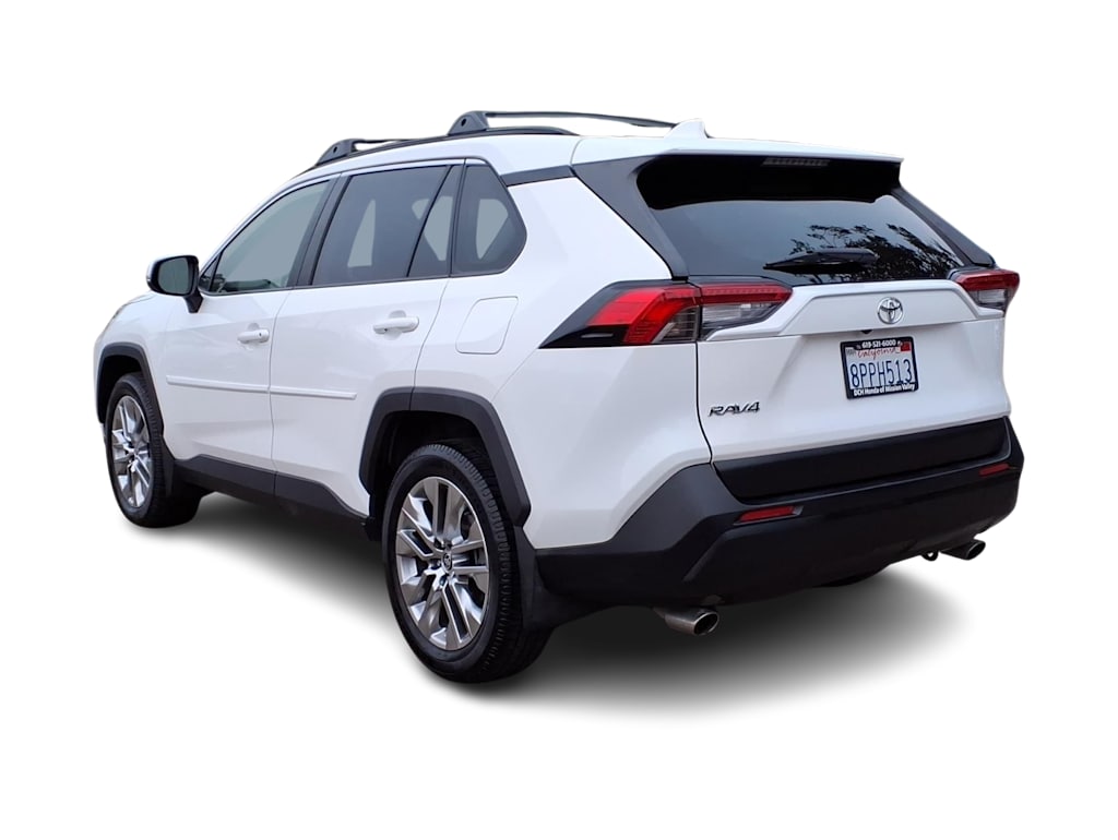 Thumbnail: 2020 Toyota RAV4 - 3