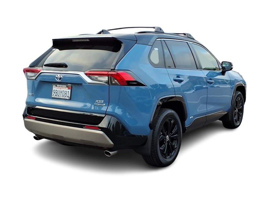 Thumbnail: 2022 Toyota RAV4 - 14