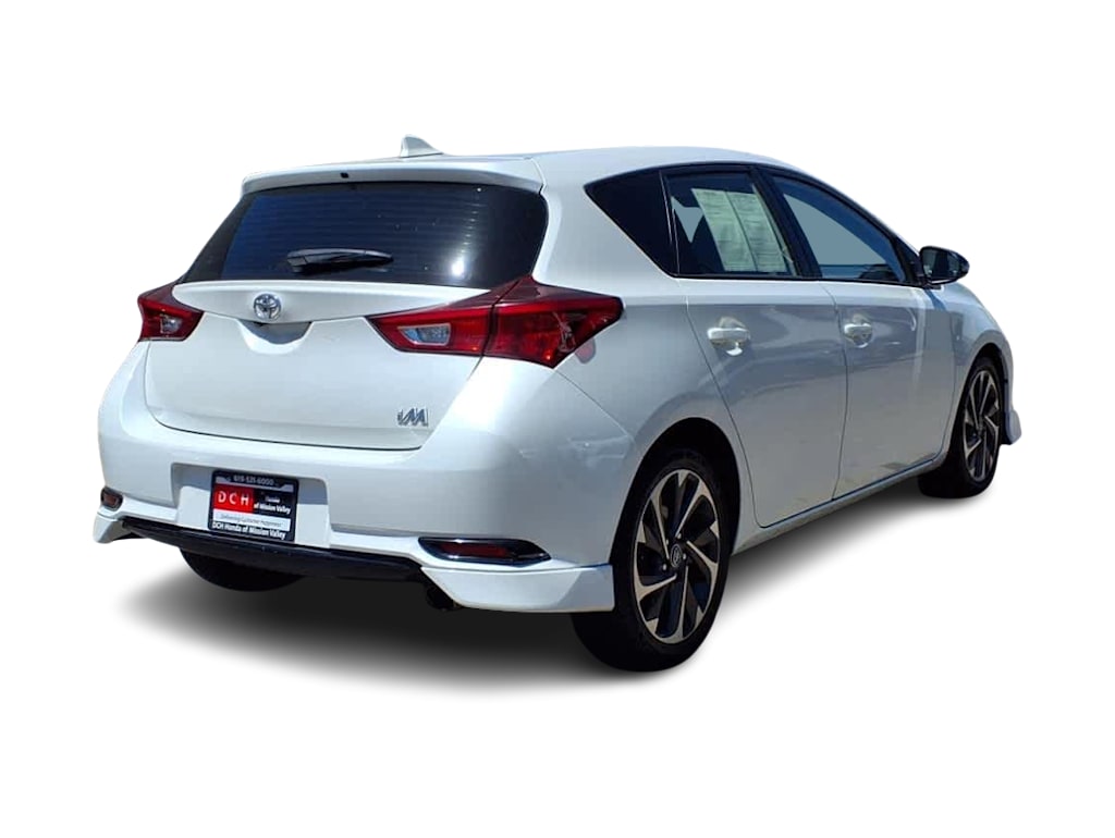 Thumbnail: 2018 Toyota Corolla iM - 12