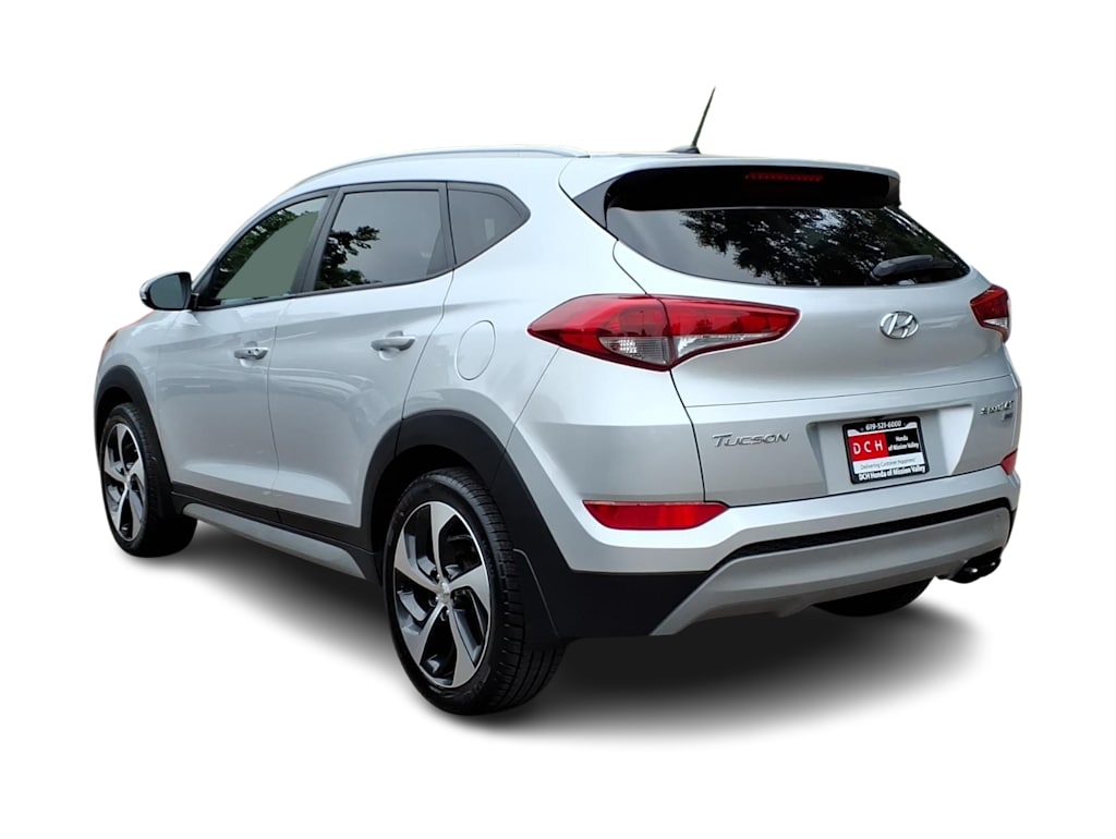 Thumbnail: 2017 Hyundai Tucson - 3