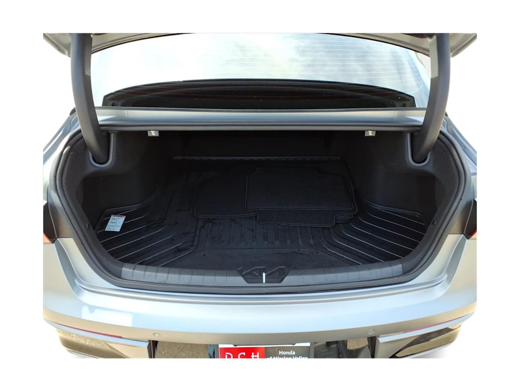 Thumbnail: 2025 Kia K5 - 12