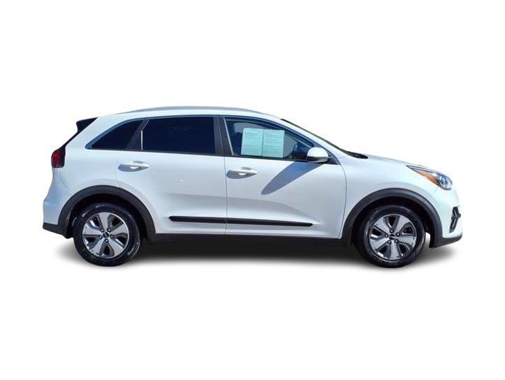 2022 Kia Niro LX 15