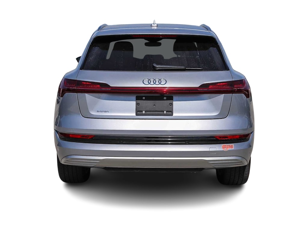 Thumbnail: 2019 Audi e-tron - 3