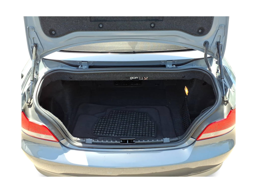 Thumbnail: 2011 BMW 1 Series - 12