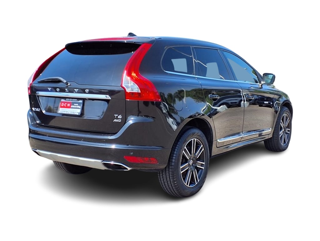Thumbnail: 2016 Volvo XC60 - 15