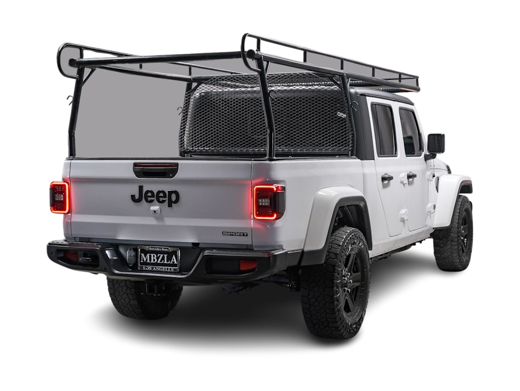Thumbnail: 2021 Jeep Gladiator - 16