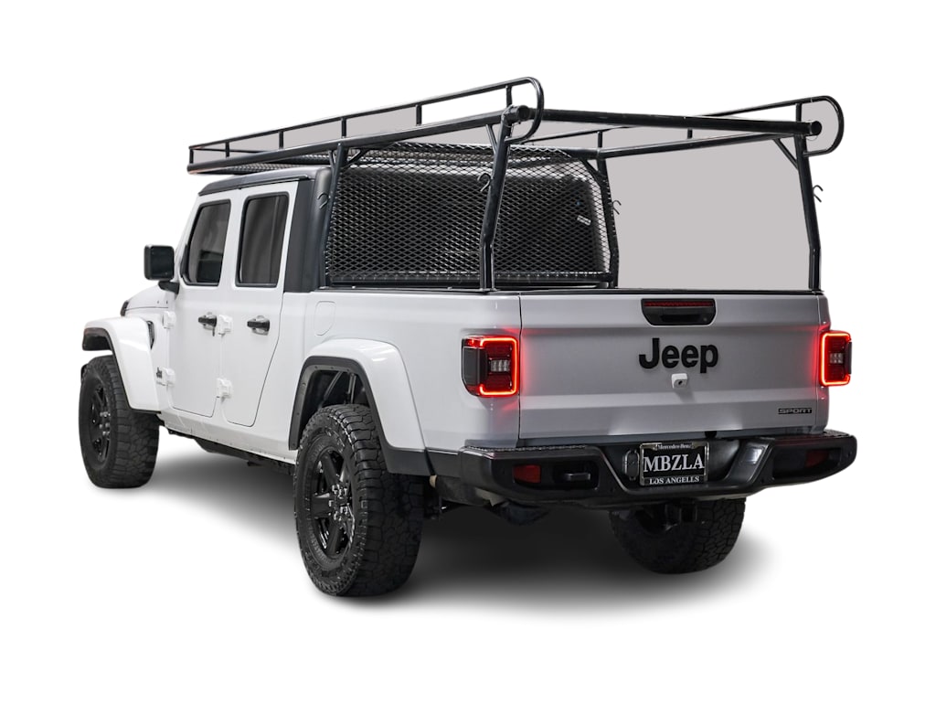 Thumbnail: 2021 Jeep Gladiator - 3