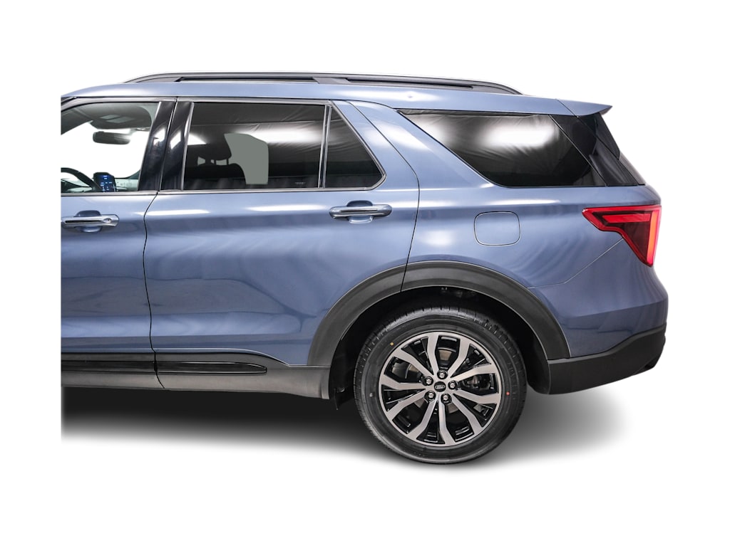 Thumbnail: 2021 Ford Explorer - 3