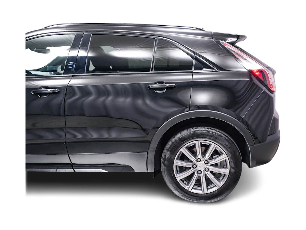 Thumbnail: 2023 Cadillac XT4 - 3