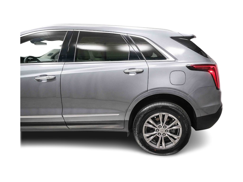 Thumbnail: 2022 Cadillac XT5 - 3
