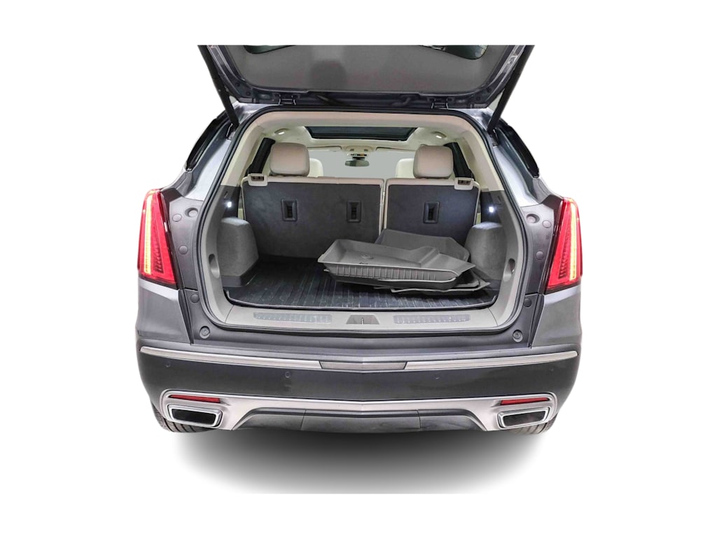 Thumbnail: 2022 Cadillac XT5 - 17