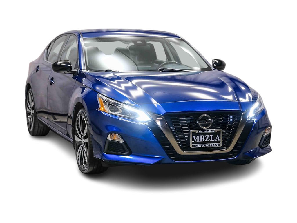 Thumbnail: 2022 Nissan Altima - 17