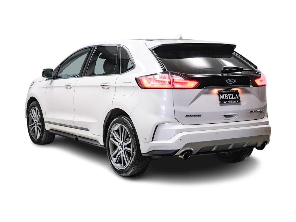 Thumbnail: 2019 Ford Edge - 4