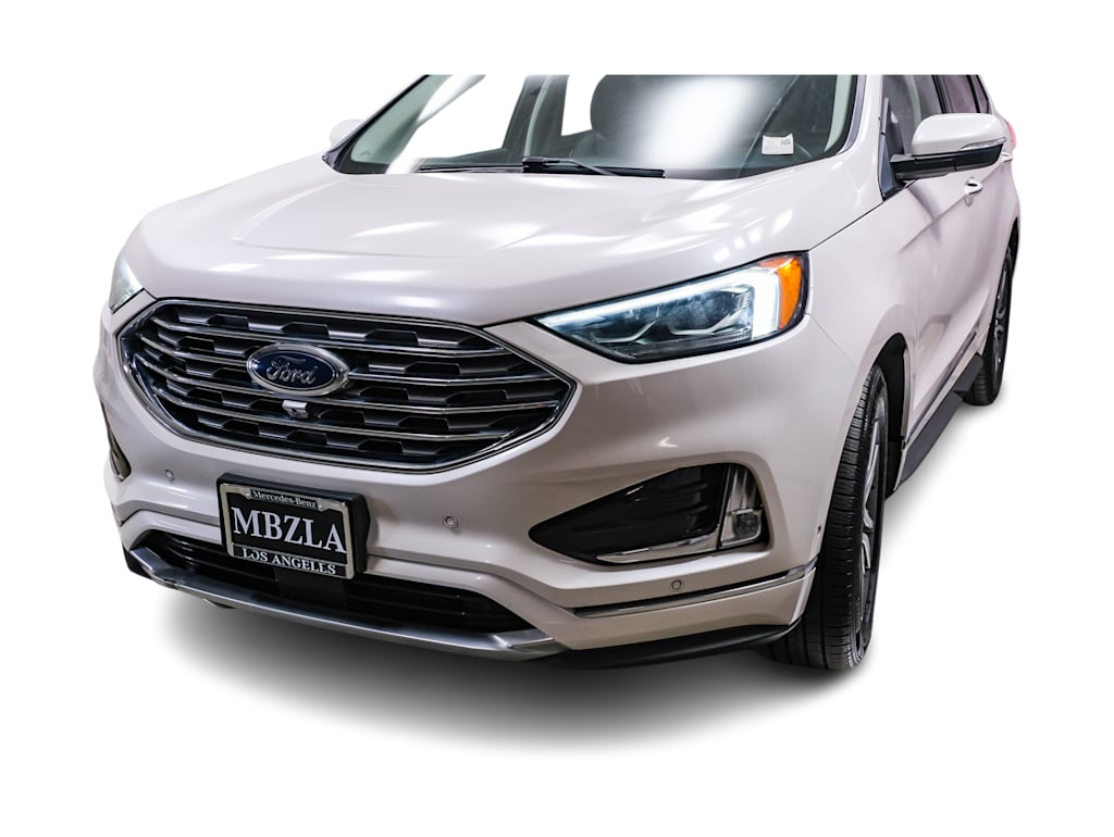 Thumbnail: 2019 Ford Edge - 21