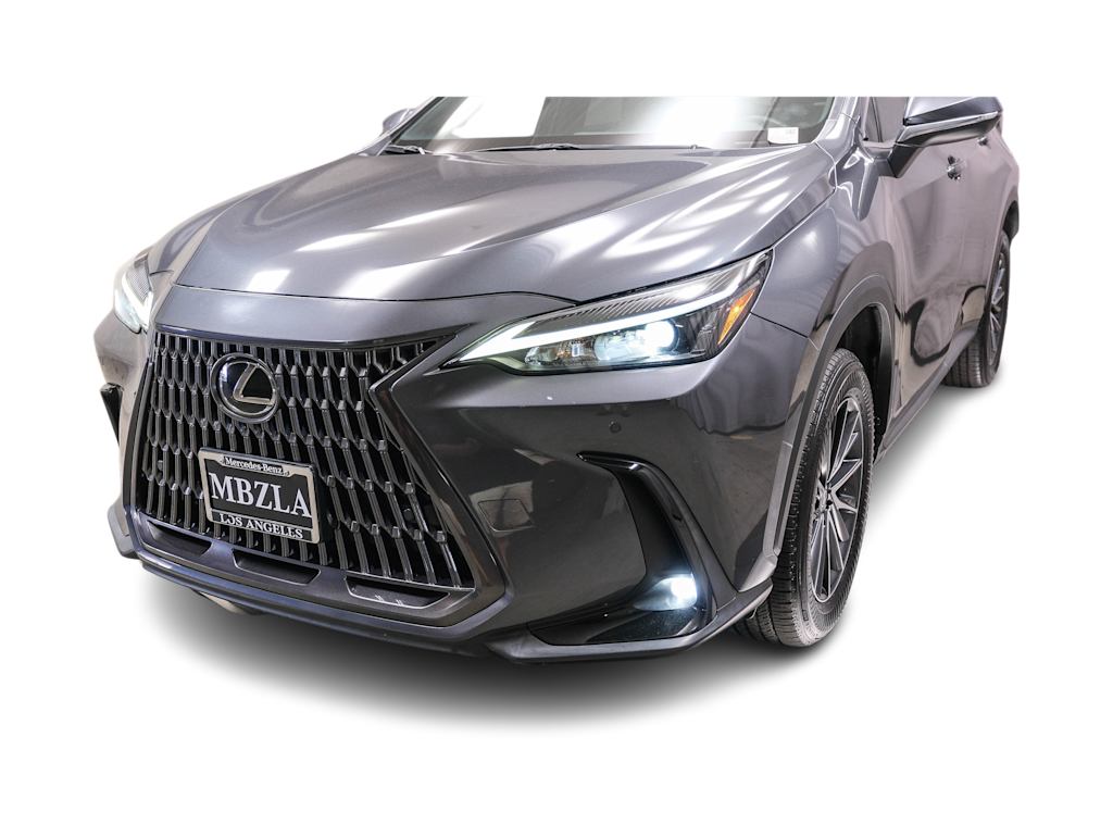Thumbnail: 2024 Lexus ES - 21