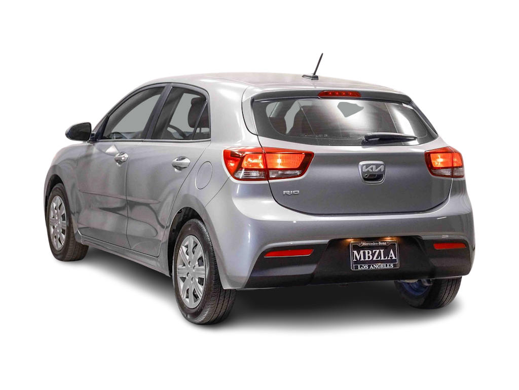 Thumbnail: 2023 Kia Rio - 4
