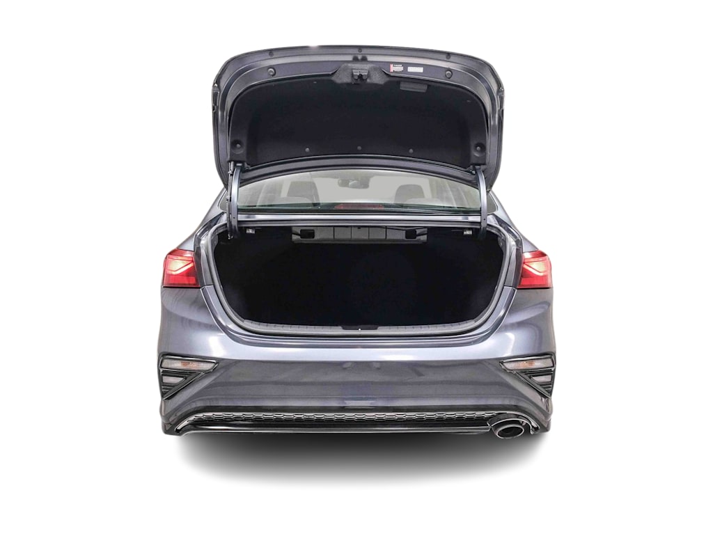 Thumbnail: 2020 Kia Forte - 17