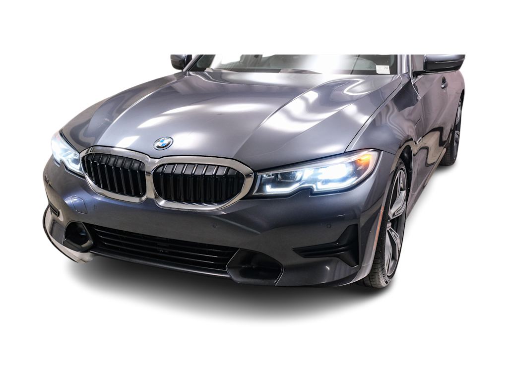 Thumbnail: 2022 BMW 3 Series - 21