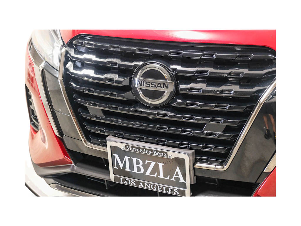 Thumbnail: 2021 Nissan Kicks - 16