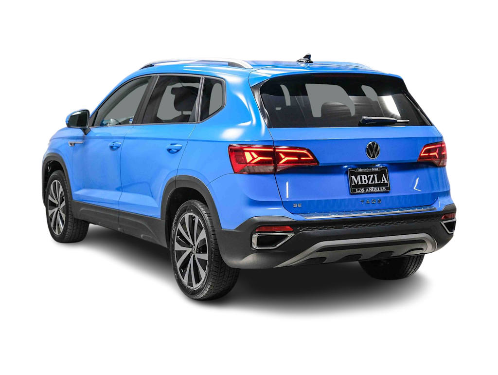 Thumbnail: 2022 Volkswagen Taos - 4