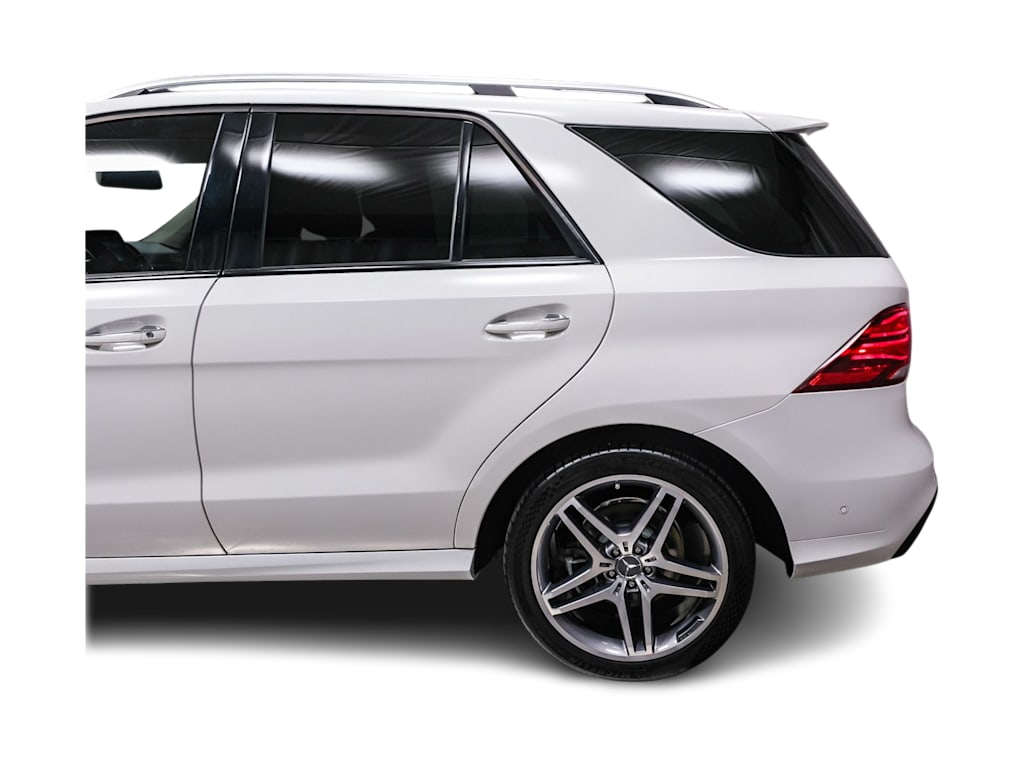 Thumbnail: 2018 Mercedes-Benz GLE - 3