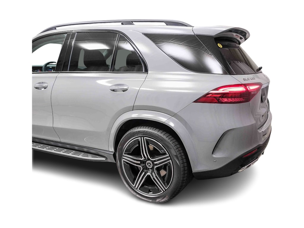 Thumbnail: 2026 Mercedes-Benz GLE - 19
