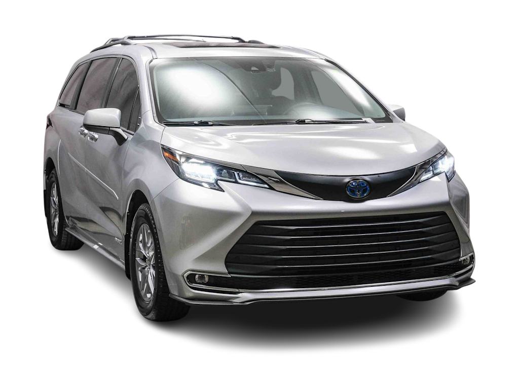 Thumbnail: 2021 Toyota Sienna - 6