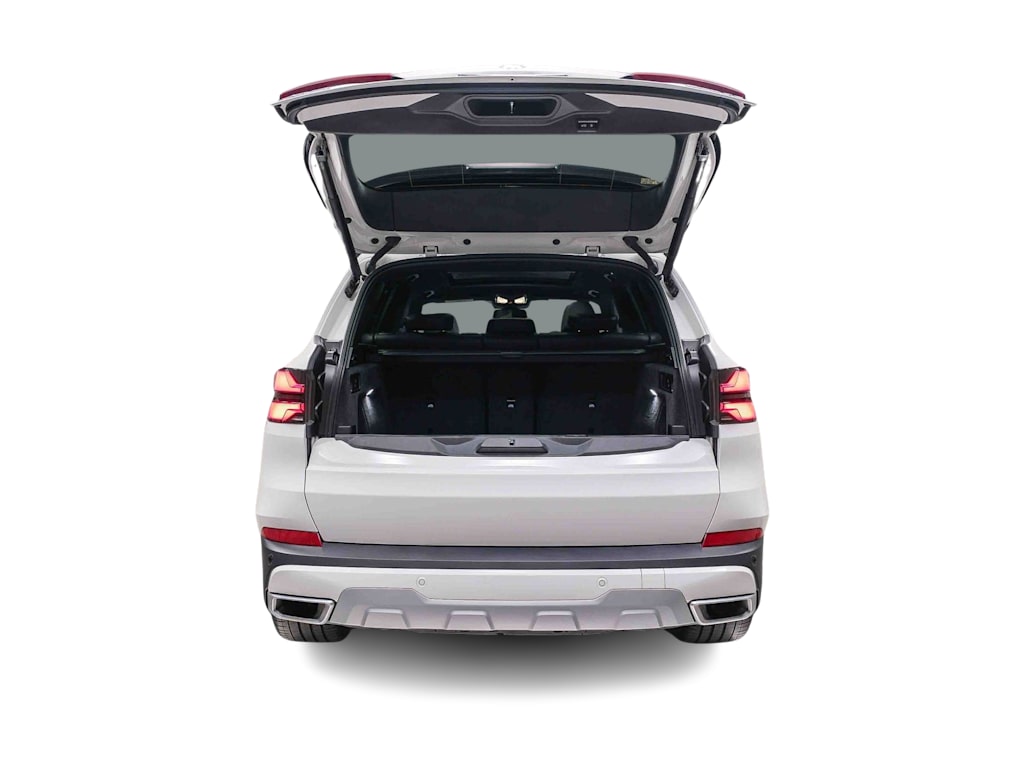 Thumbnail: 2025 BMW X5 - 16